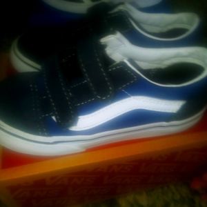 Toddler boys Vans velcro sneakers